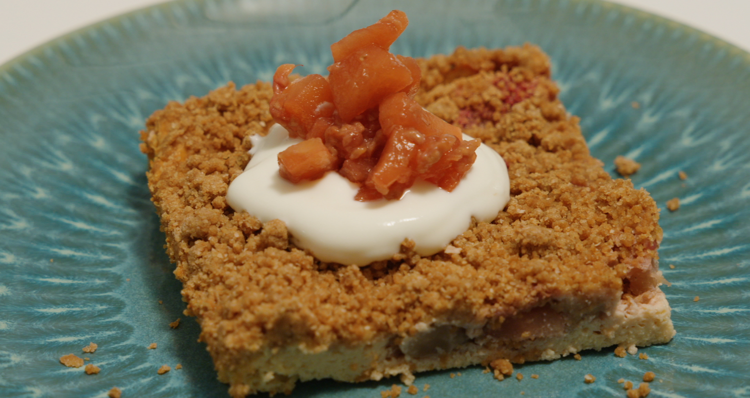 Crumble cheesecake aux pommes et framboises