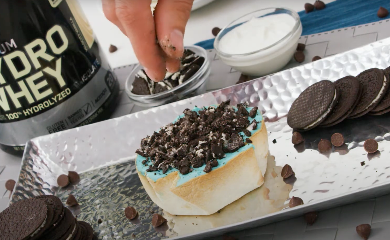 Hydrowhey Blue Cookies and Cream Protein Parfait