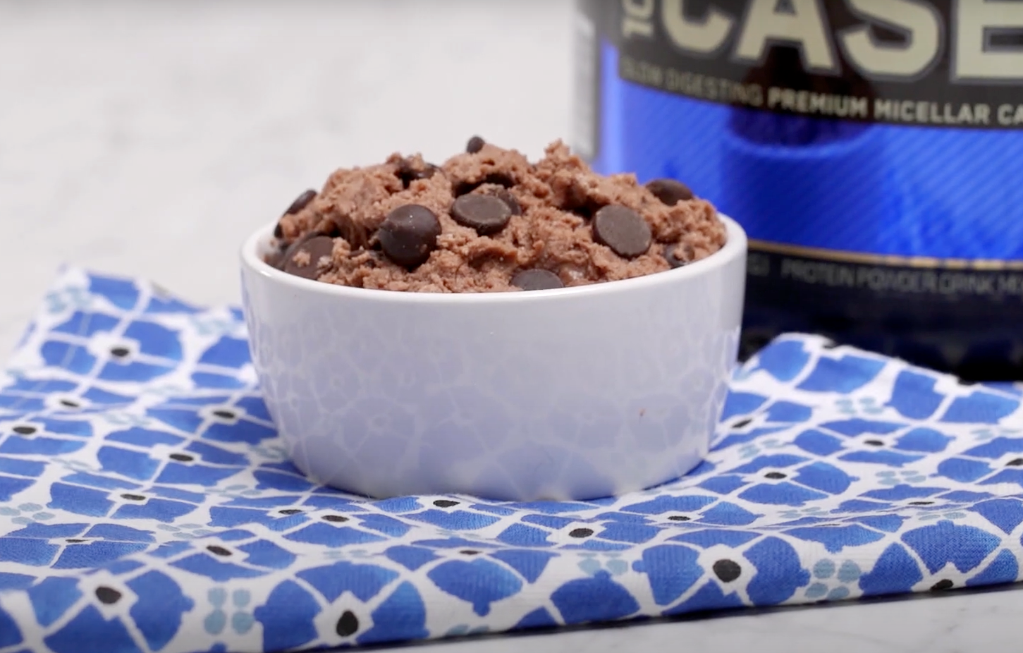 Gold Standard 100% Casein Chocolate Chip Cookie Dough